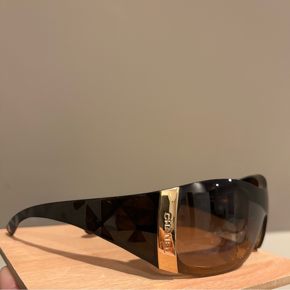 Authentic-Vintage CHANEL 6009 shield sunglasses